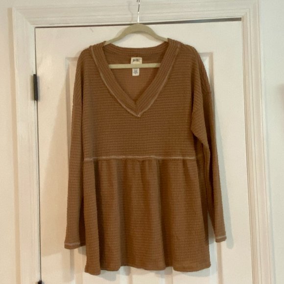 NWOT BiBi Waffle Knit Maternity Peplum Top (via Pinkblush), Camel, XL - Picture 3 of 5